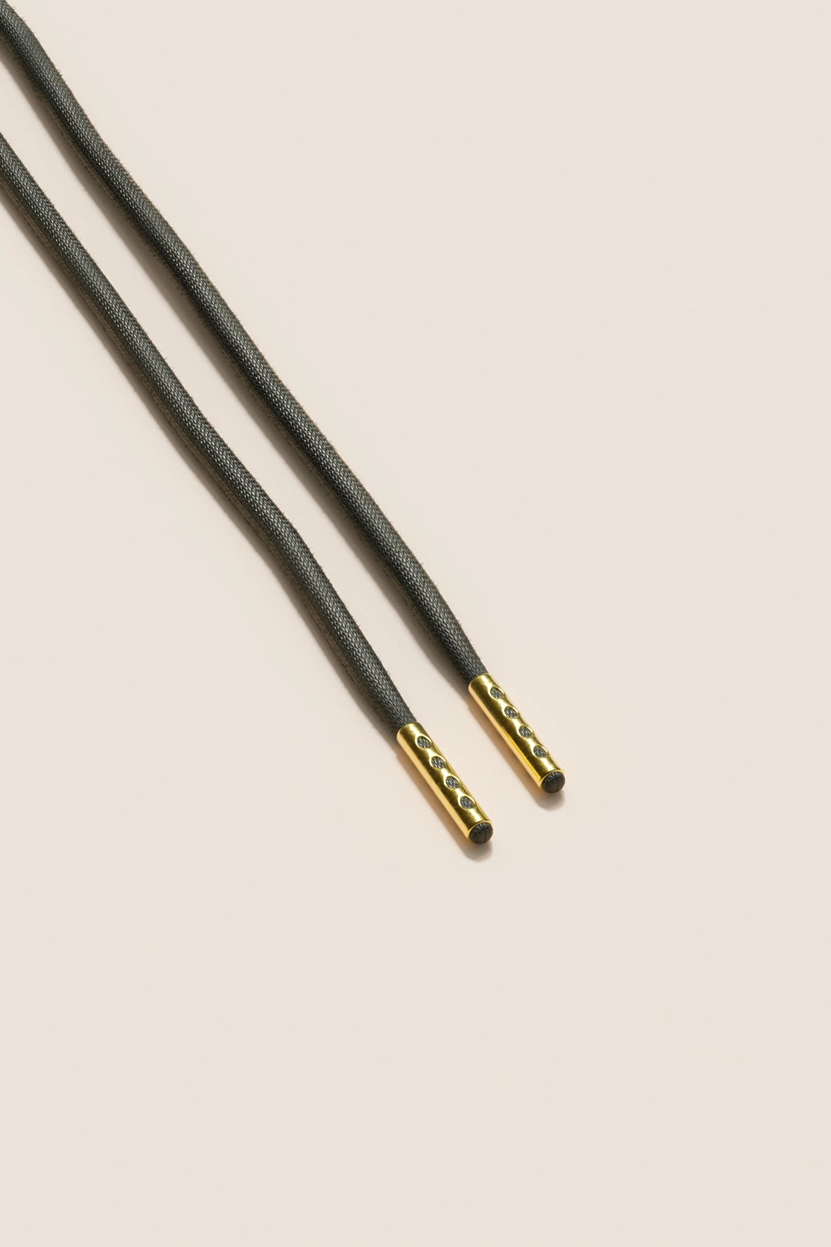 Senkels Night Grey 4mm Round Waxed Shoelaces with Gold Aglets