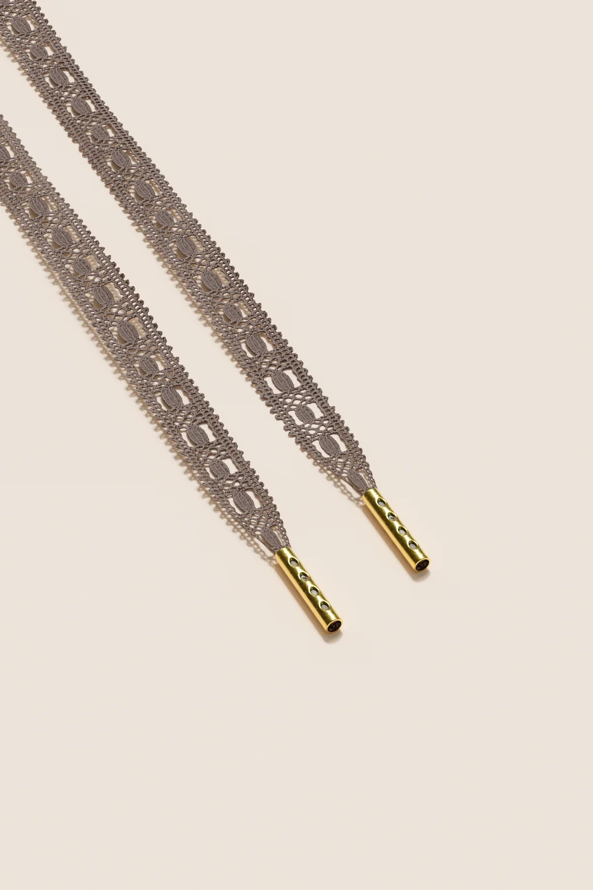 Senkels Night Grey Crochet Shoelaces with Gold Aglets