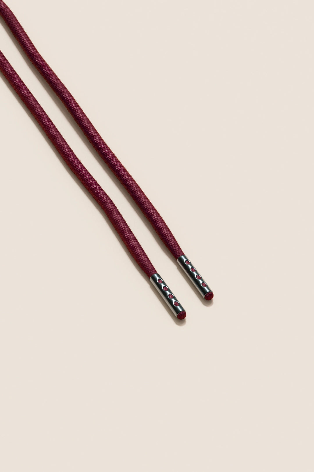 Senkels Bordeaux 4mm Round Waxed Shoelaces with Black Nickel Aglets