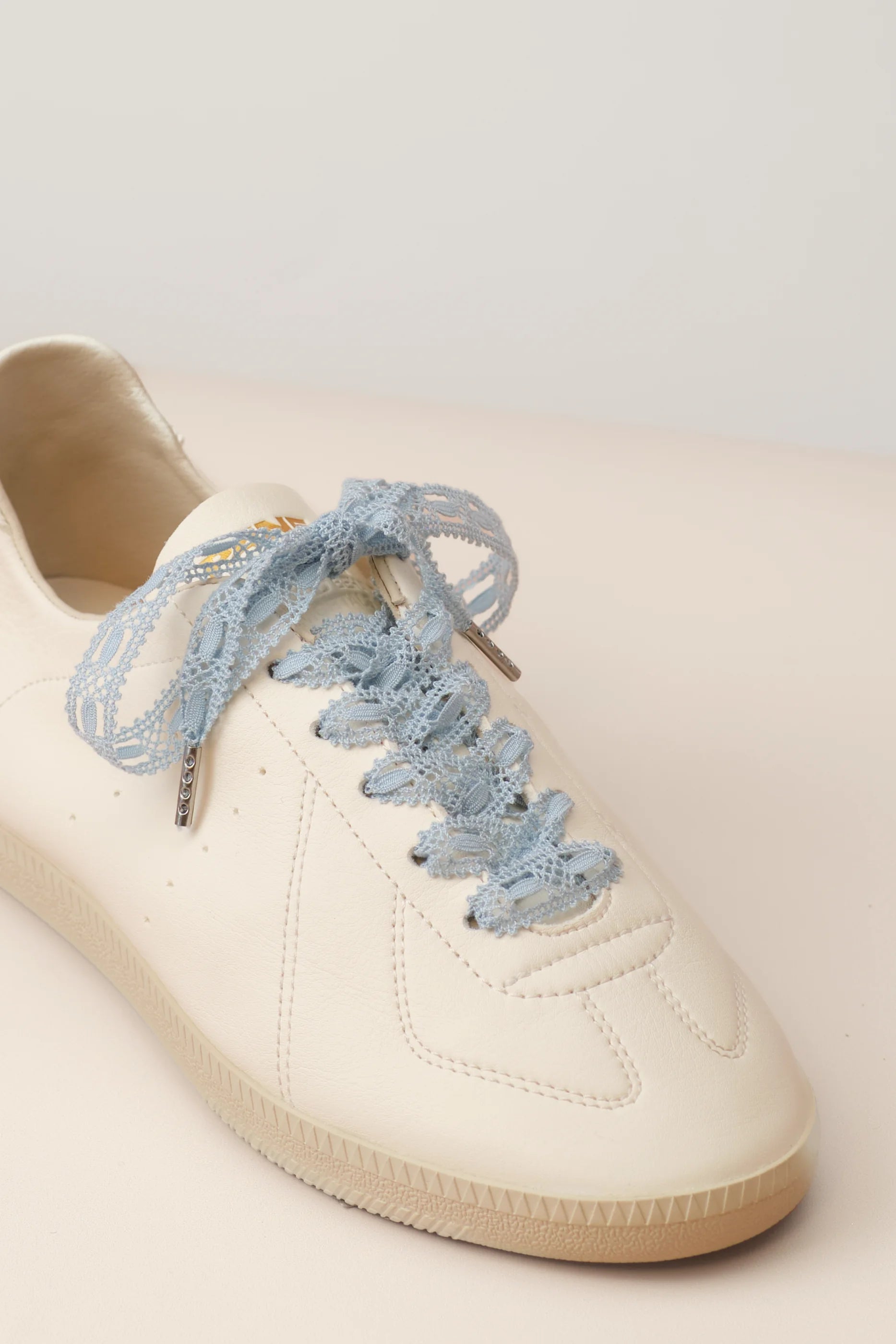 Senkels Pastel Blue Crochet Shoelaces