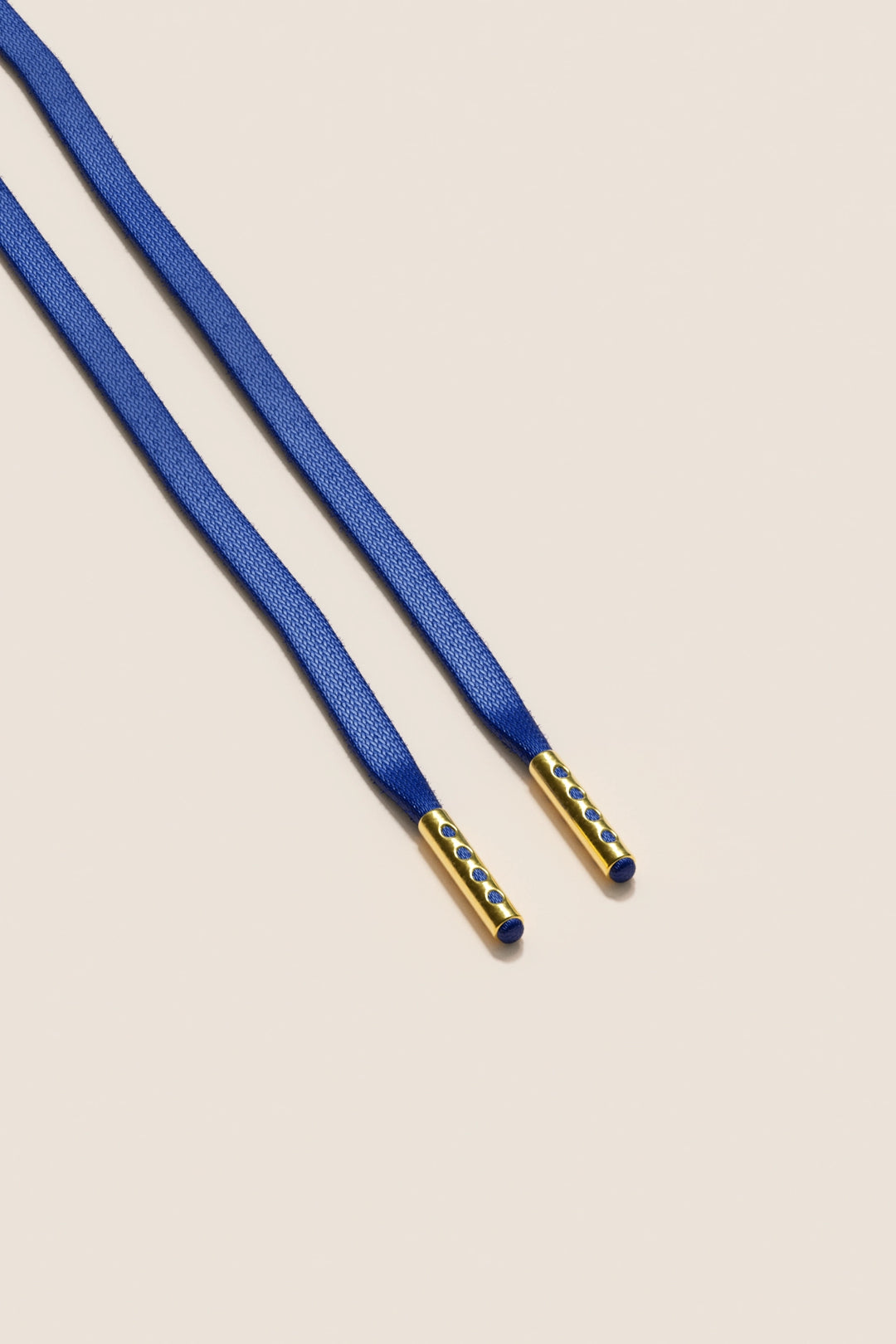 Senkels Sapphire Blue 3mm Flat Waxed Shoelaces with Gold Aglets