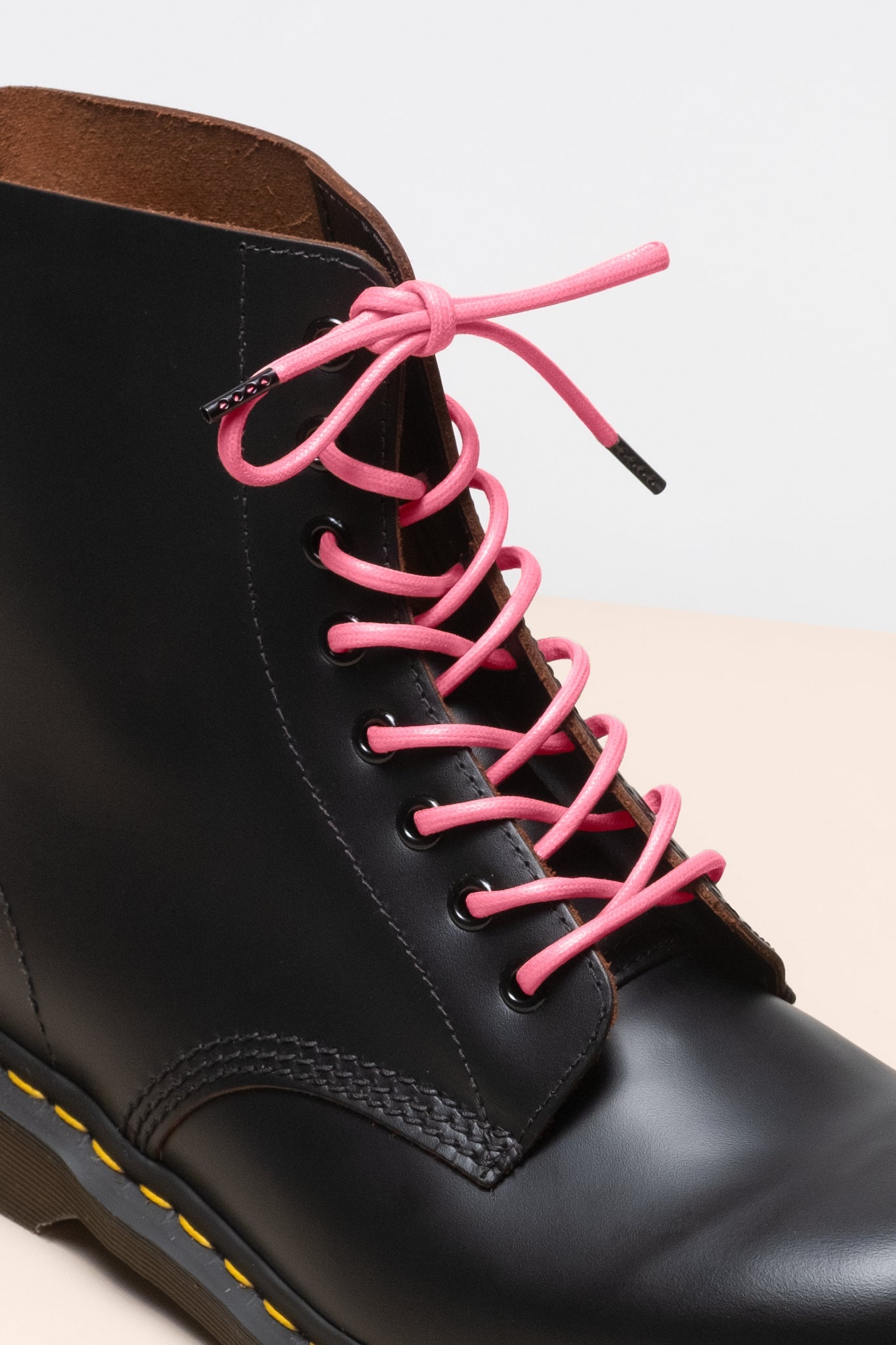 Doc martens pink on sale laces